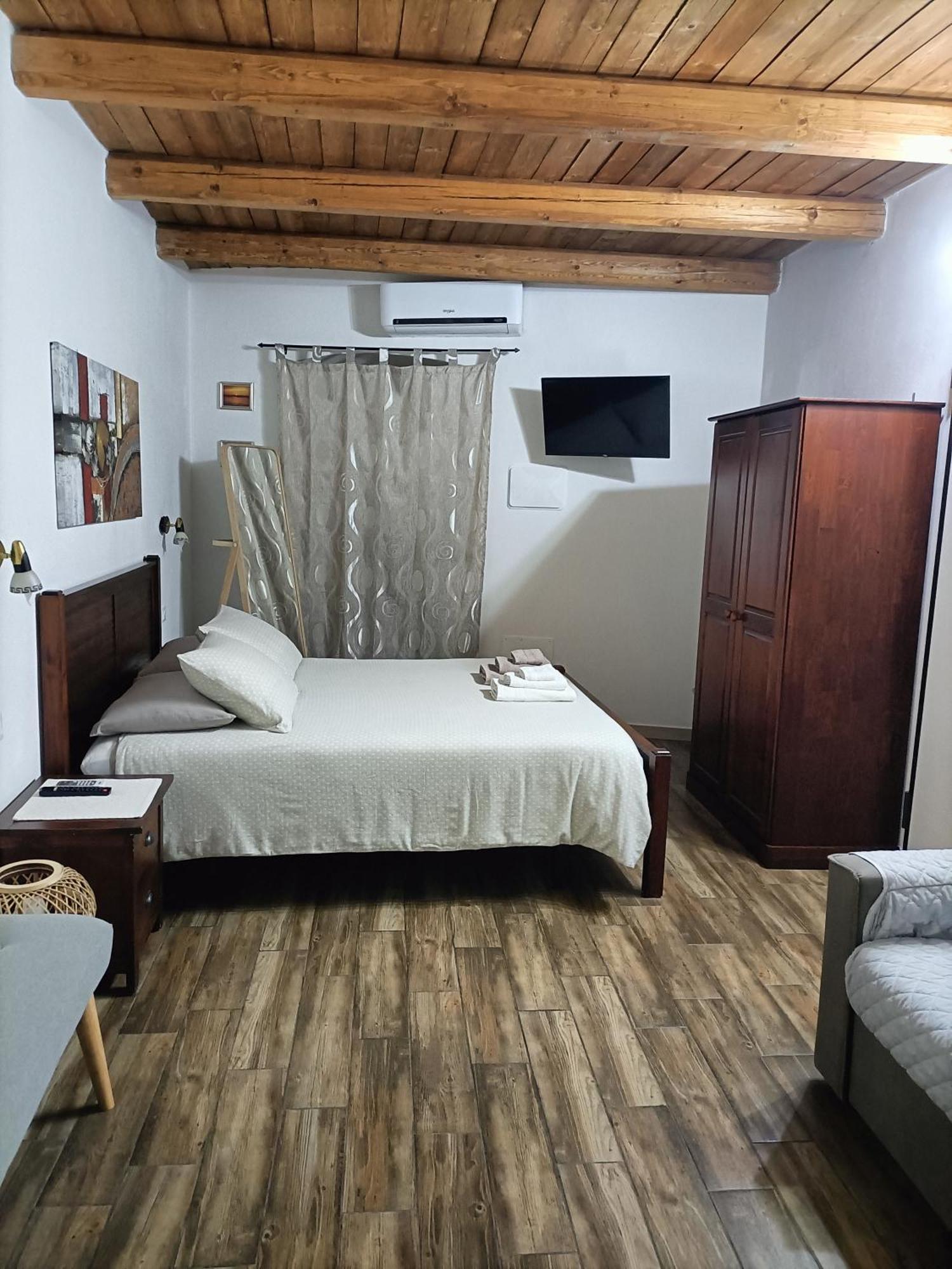 Bed And Breakfast Raggio Di Sole Iglesias Εξωτερικό φωτογραφία