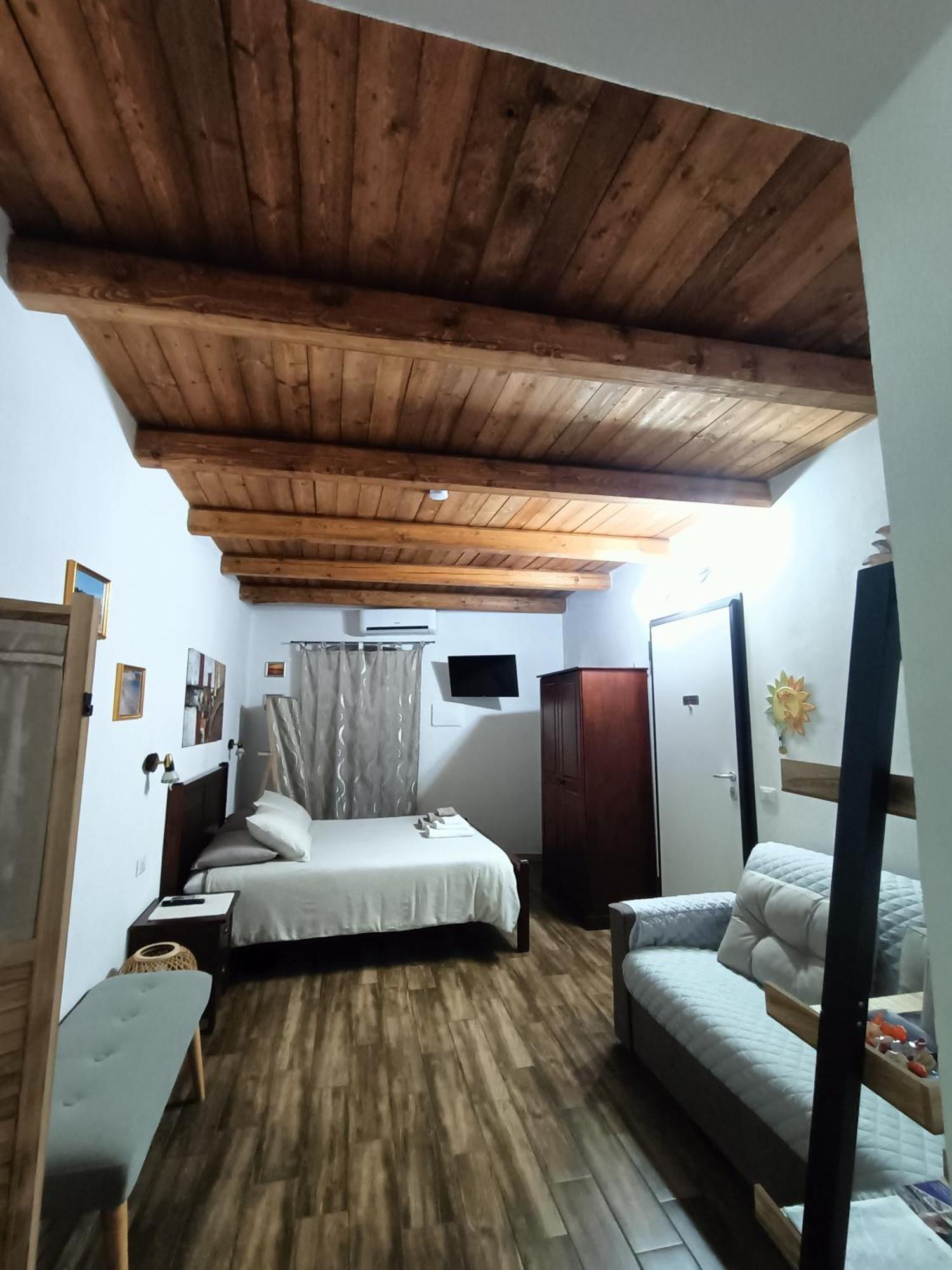 Bed And Breakfast Raggio Di Sole Iglesias Εξωτερικό φωτογραφία