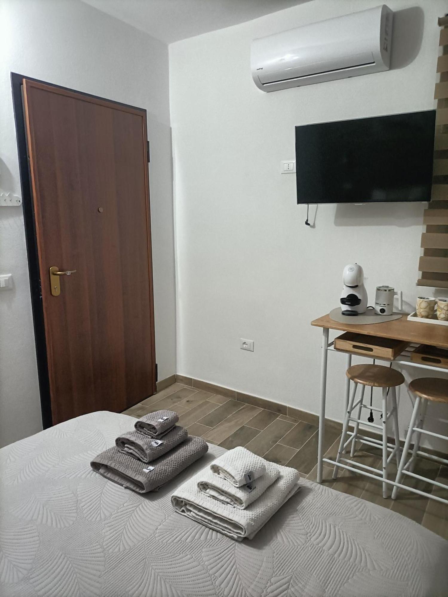Bed And Breakfast Raggio Di Sole Iglesias Εξωτερικό φωτογραφία