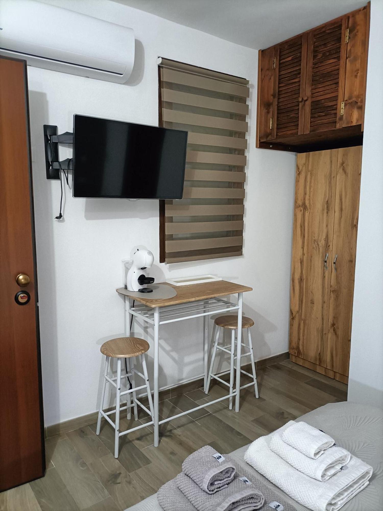 Bed And Breakfast Raggio Di Sole Iglesias Εξωτερικό φωτογραφία